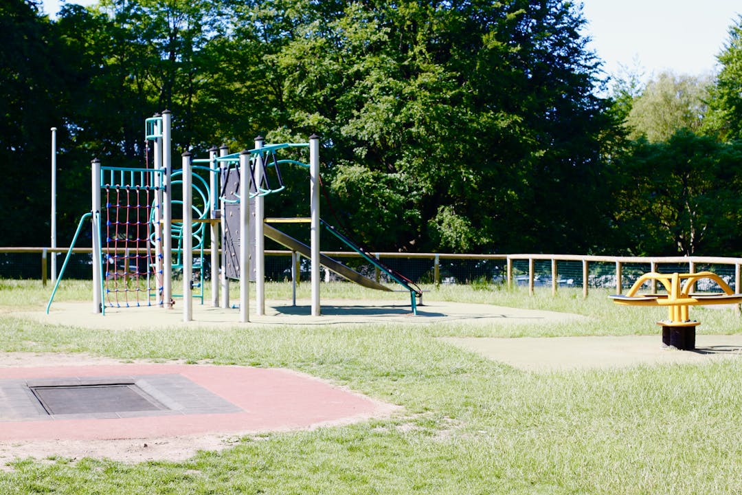 Alexandra Park Playground - image 2